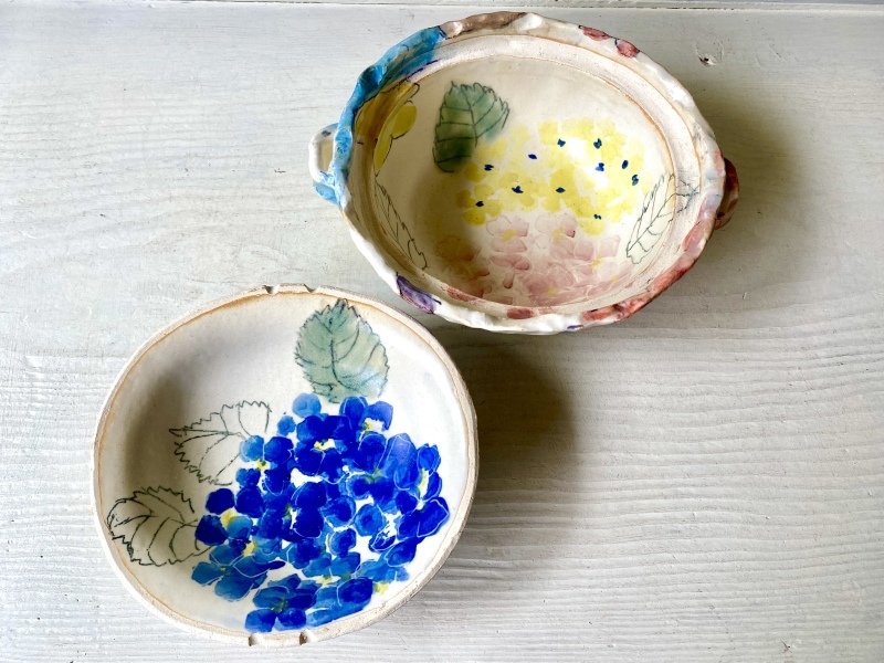 伊集院真理子さんのトロピカル柄の土鍋 : 器ギャラリー あ・でゅまん