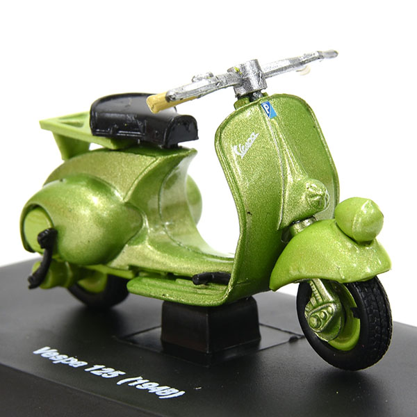 1/32 Vespa 125(1948)ミニチュアモデル | Vespaオフィシャルストア