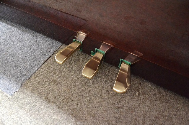 ゴールドスター（東海楽器）中古ピアノ 品番 120G アップライトピアノ