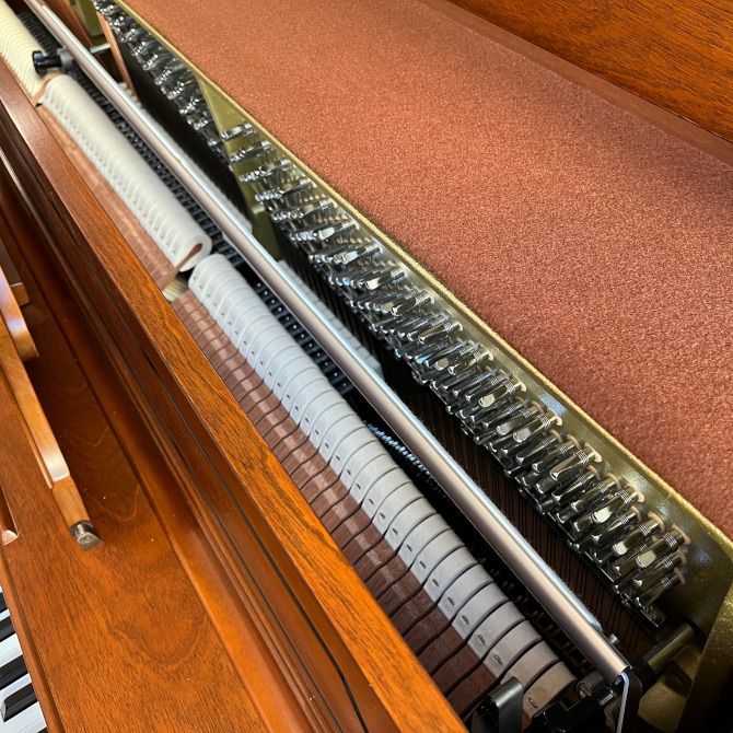 店頭展示品》C-880FRG カワイアップライトピアノ | ご成約済み商品