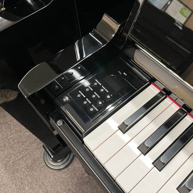 中古》NU1 ハイブリッドピアノ | ご成約済み商品 | 大阪・本町のピアノ
