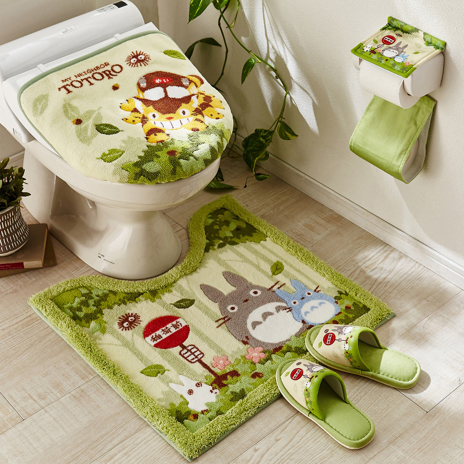 16日迄セール ジブリ となりのトトロ ネコバス トイレマットセット