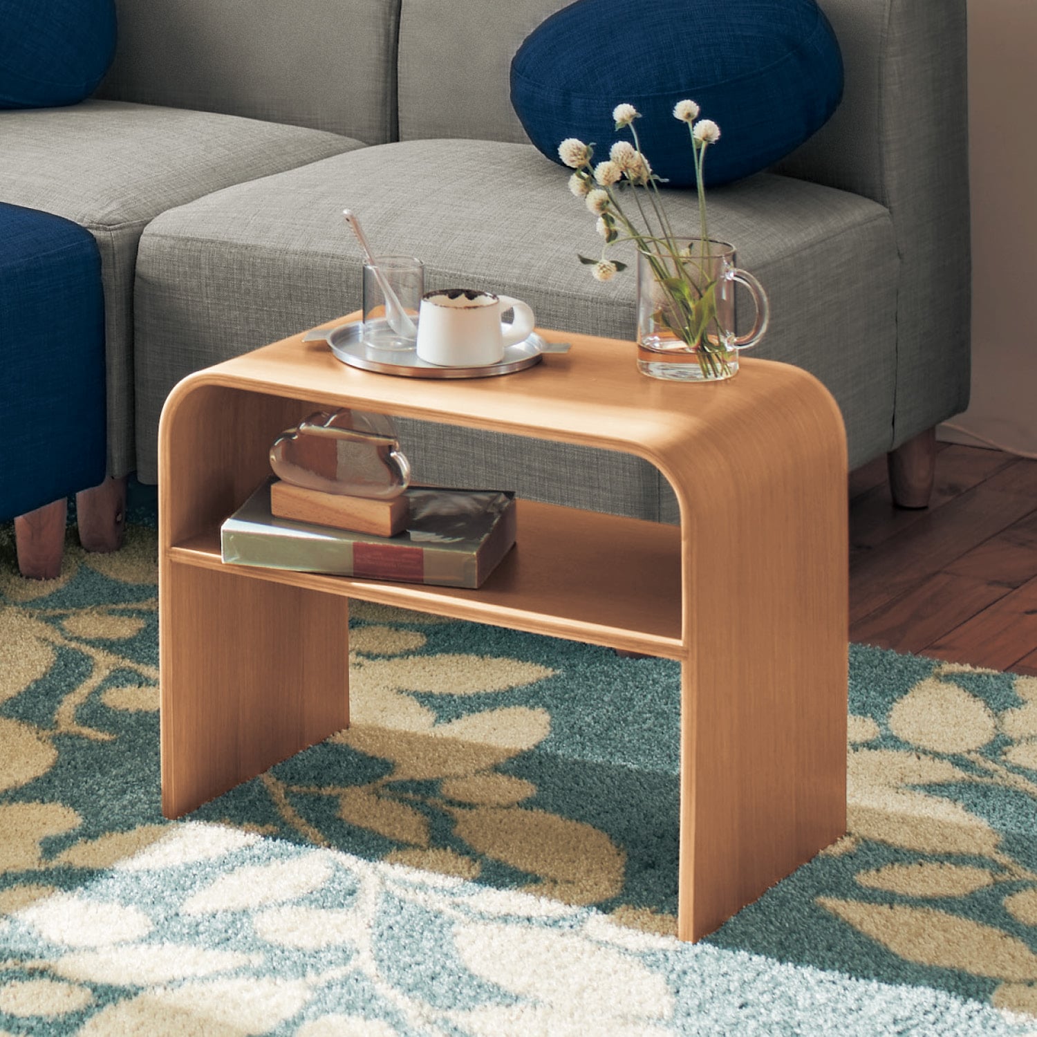 縦置き・横置きできる曲げ木の2ウェイリビングテーブル（ローテーブル