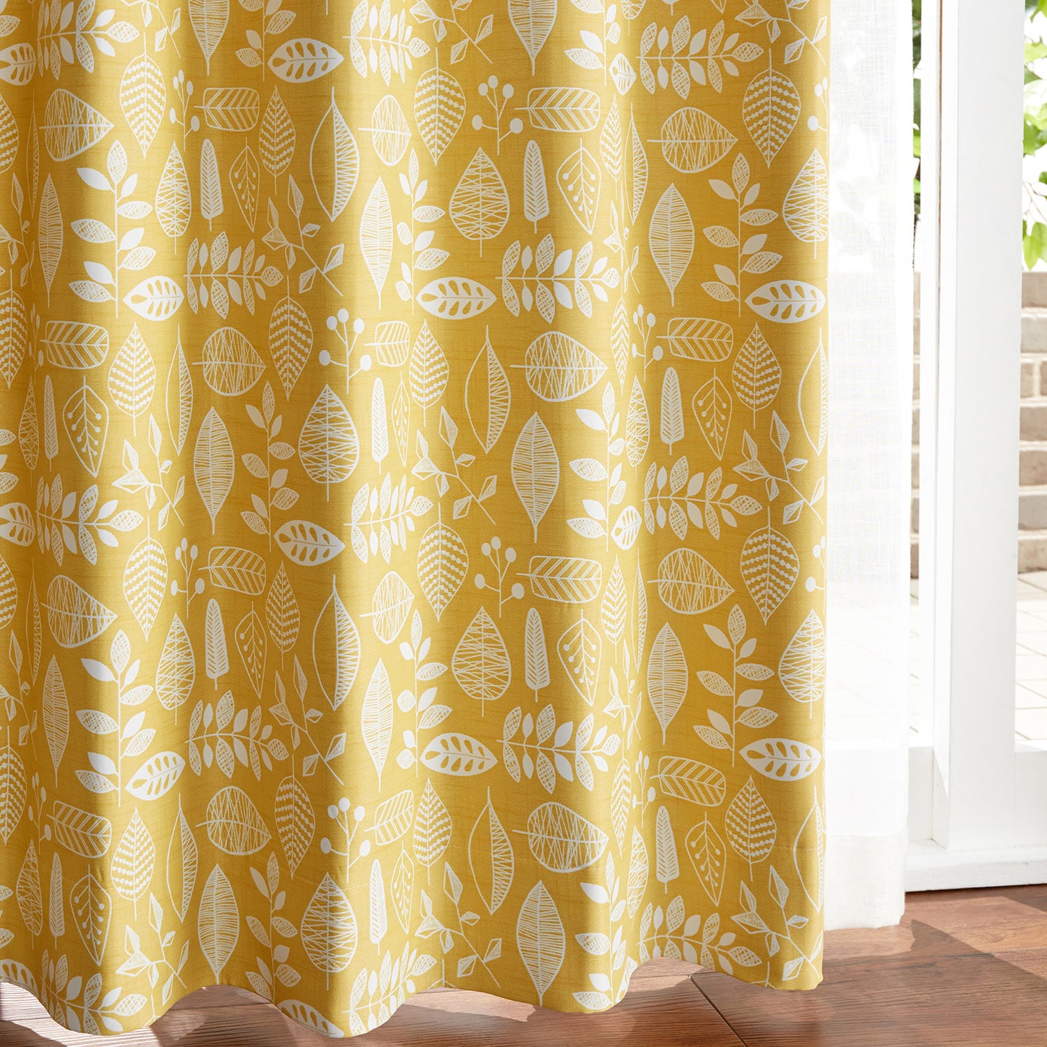 99サイズ】 北欧調手描きタッチリーフ柄デザインの遮光カーテン ＜2枚