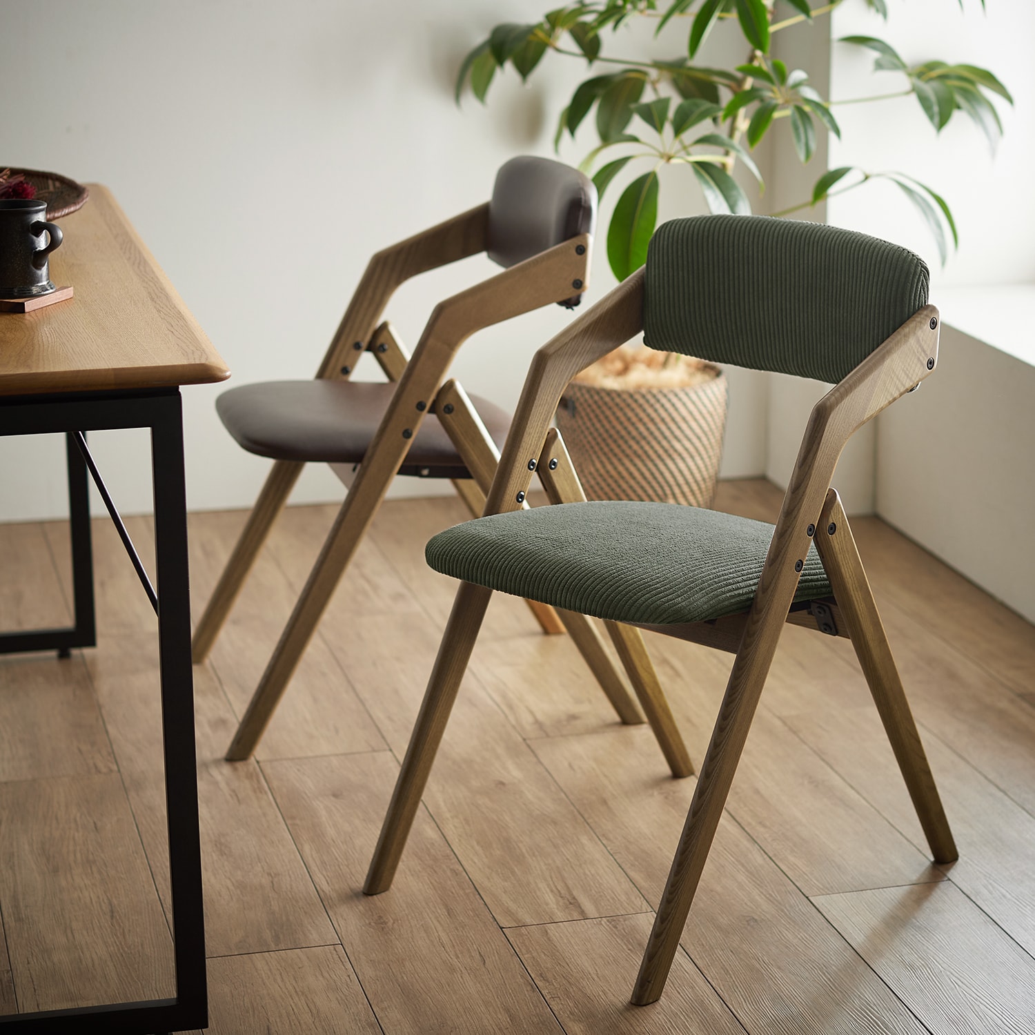 アッシュ材の折りたたみダイニングチェア｜通販のベルメゾンネット