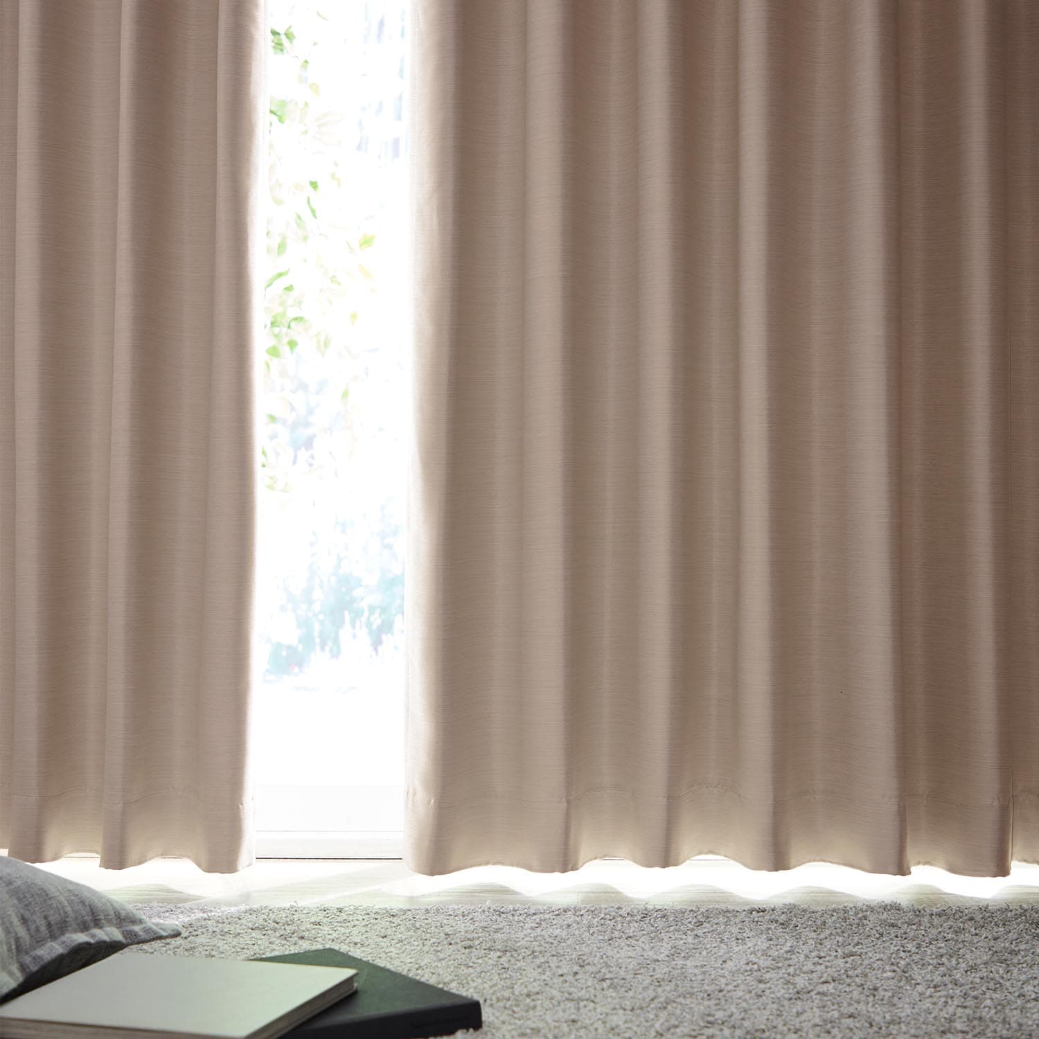 オーダー】 【2倍ヒダ】光沢のある生地感の遮光・遮熱・防炎・形状記憶