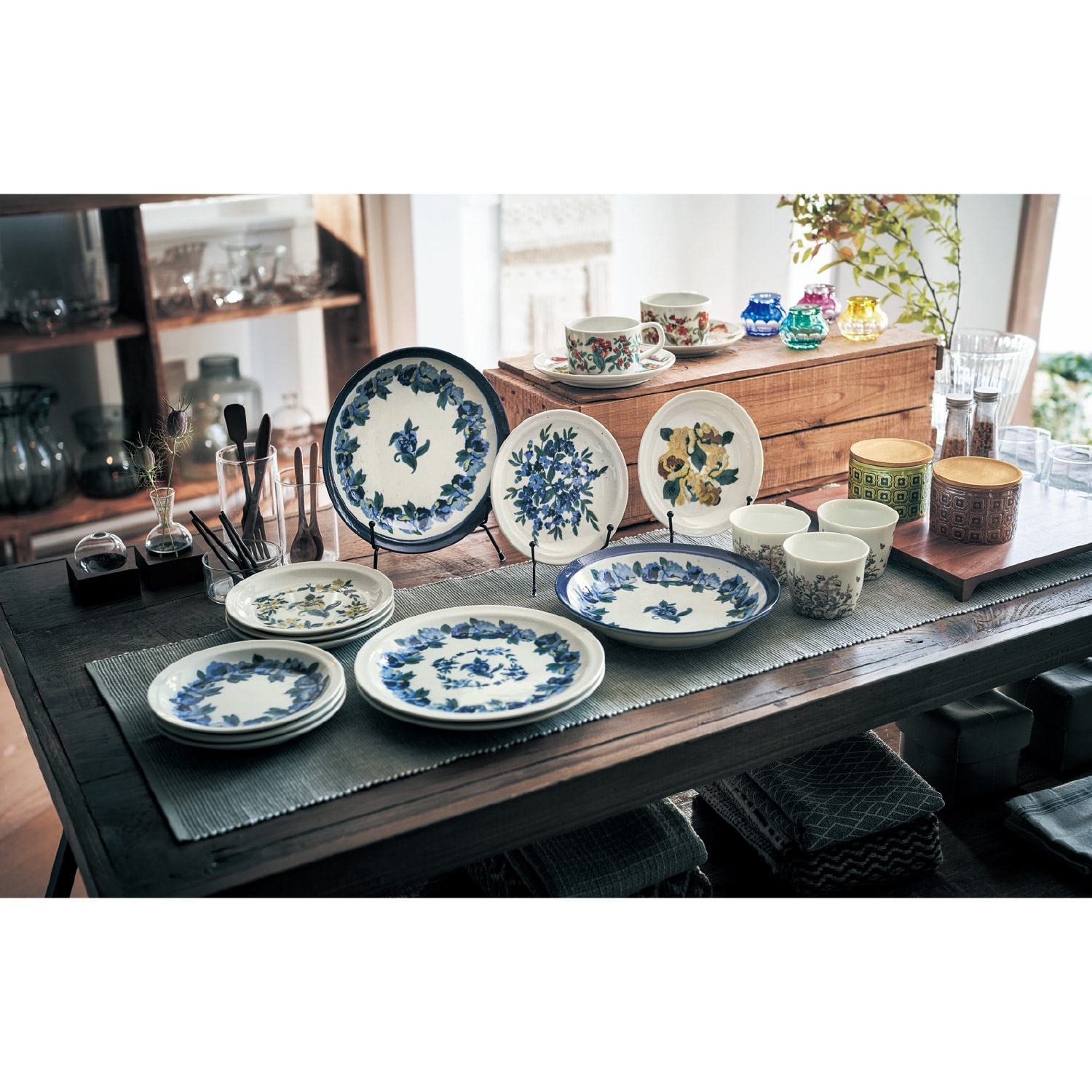 ヨーロッパヴィンテージ柄の美濃焼プレート2枚セット【日本製】（お皿