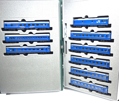 寝台特急「さくら・はやぶさ／富士」24系（9両セットA＊9両セットB