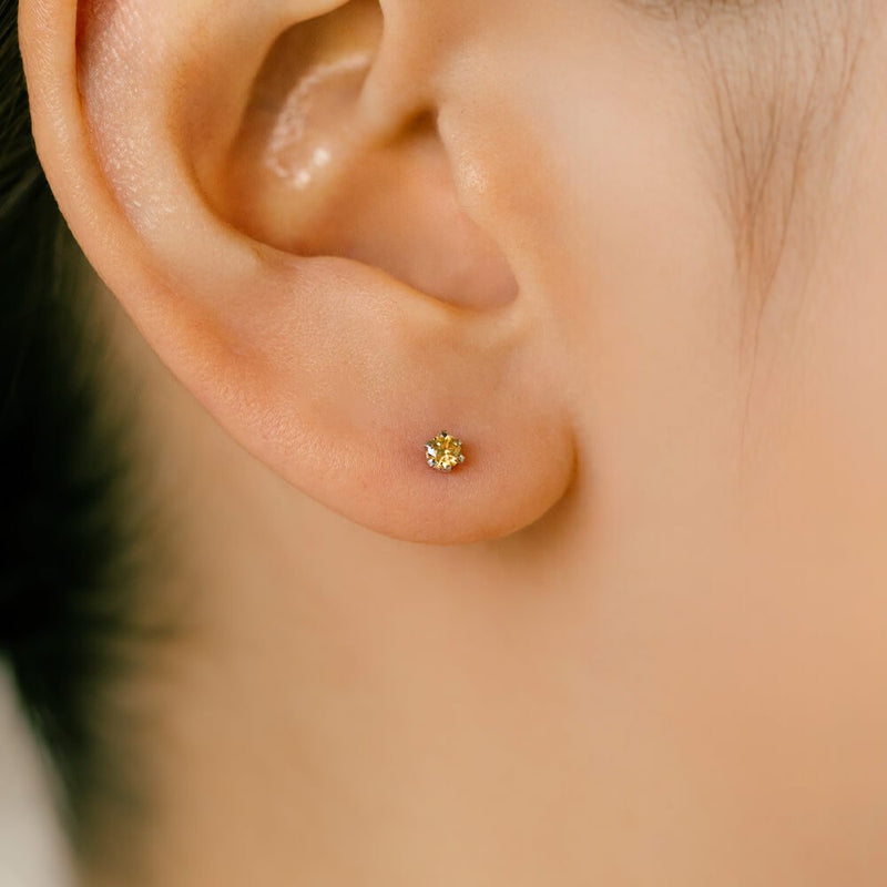 K18/Pt スフェーン 希少石 軟骨ピアス・ボディピアス │14ゲージ/16