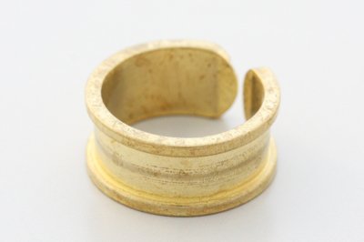 真鍮製 レールリング（ブラスリング レール）3サイズ | ヌメ革と真鍮