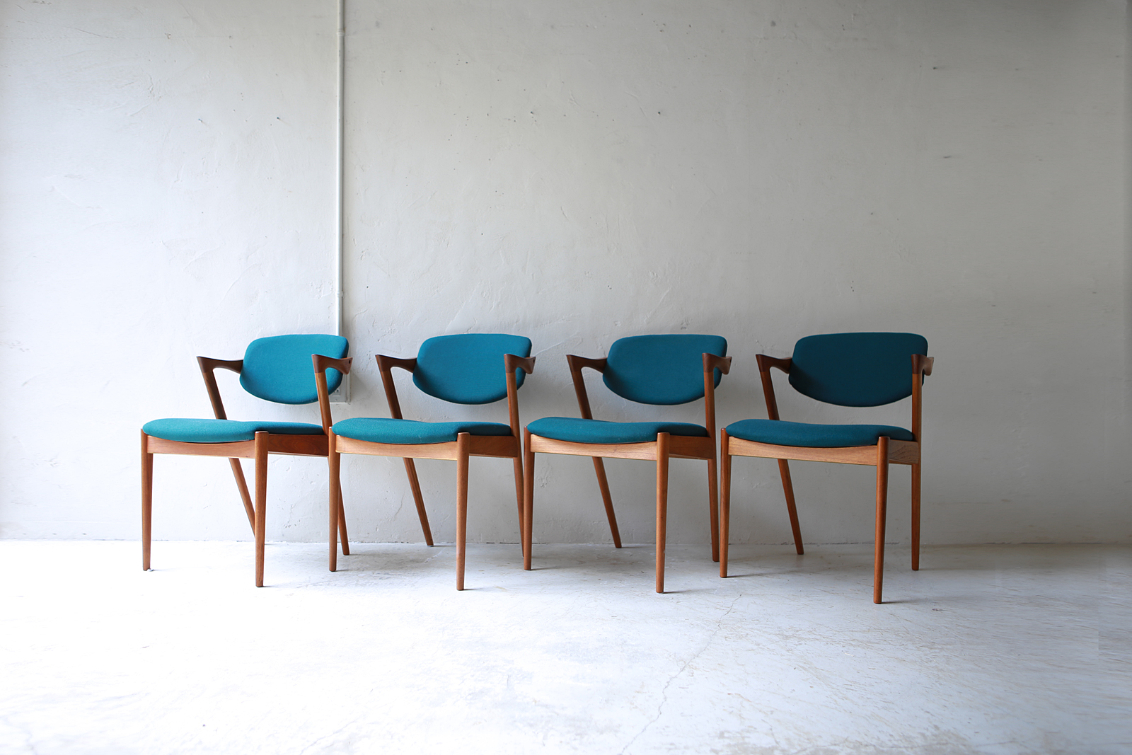 Dining Chair ” No.42 ” by Kai Kristiansen | phono | 金沢 北欧 中古