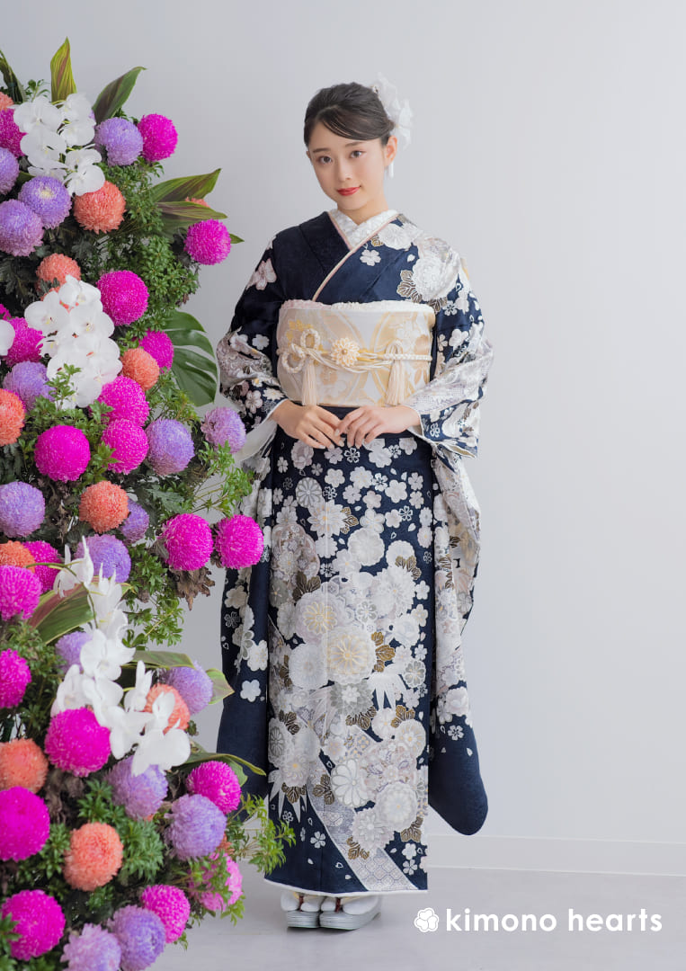 伝統古典】KH-544｜紺地に咲き誇る白い花々と熨斗が美しい伝統古典柄の