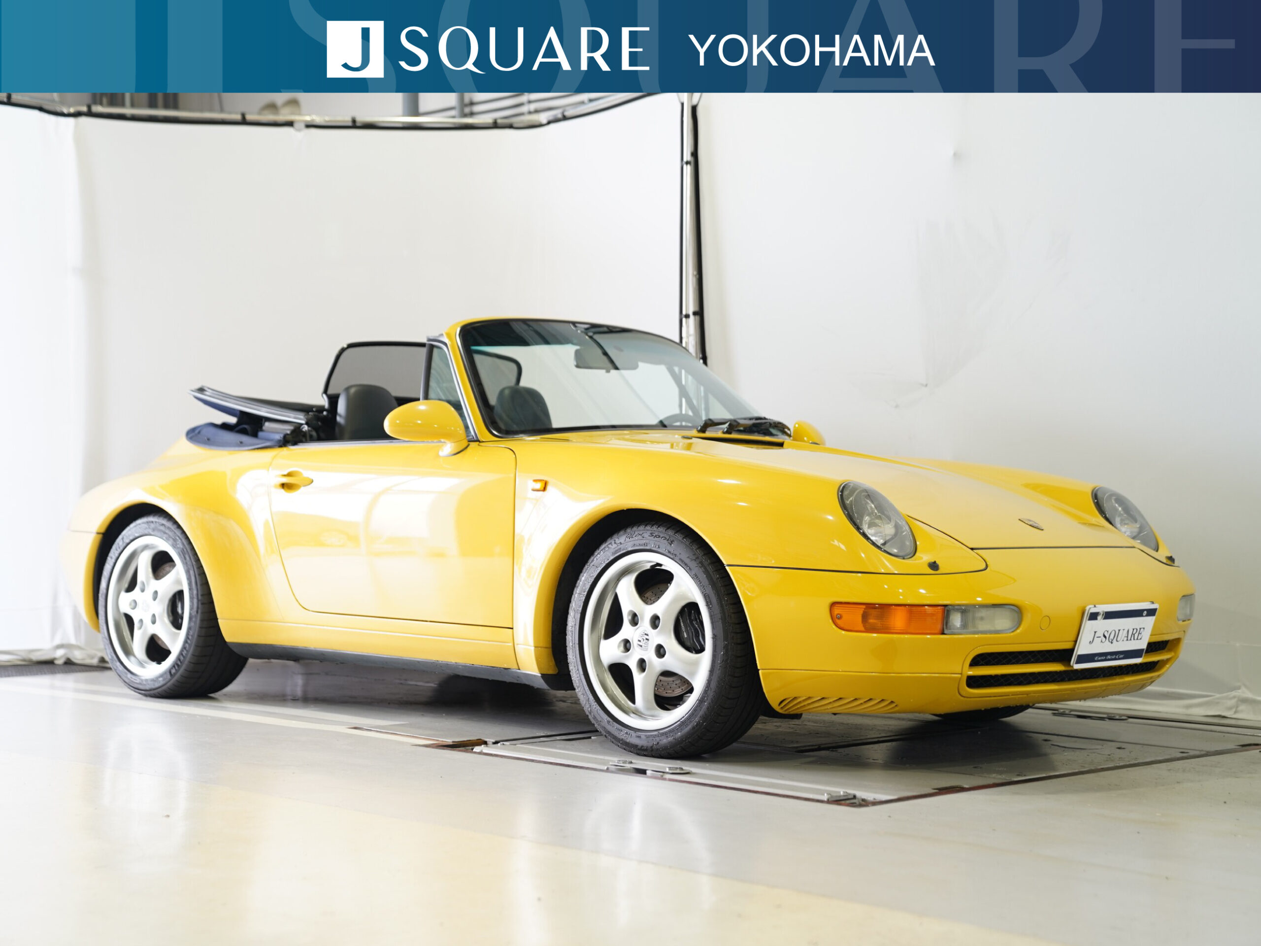 ポルシェ 911カブリオレカレラ ティプトロニック イエロー | ポルシェ