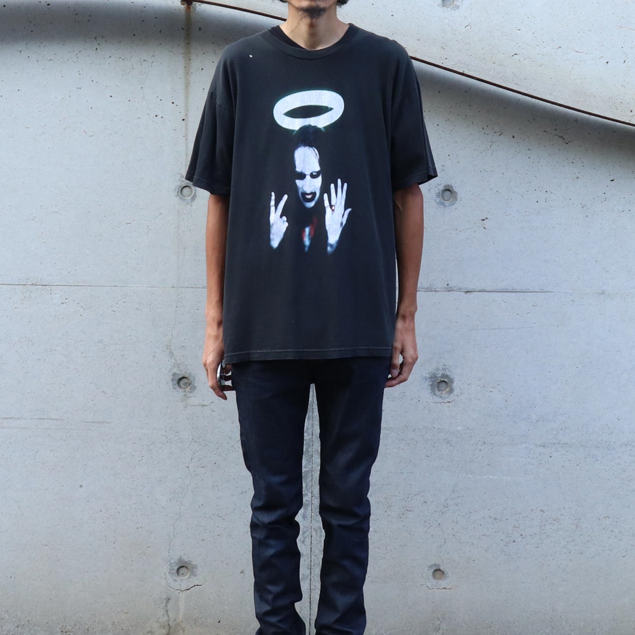 POST JUNK / 90's MARILYN MANSON ”MIDDLE FINGERS” プリントTシャツ