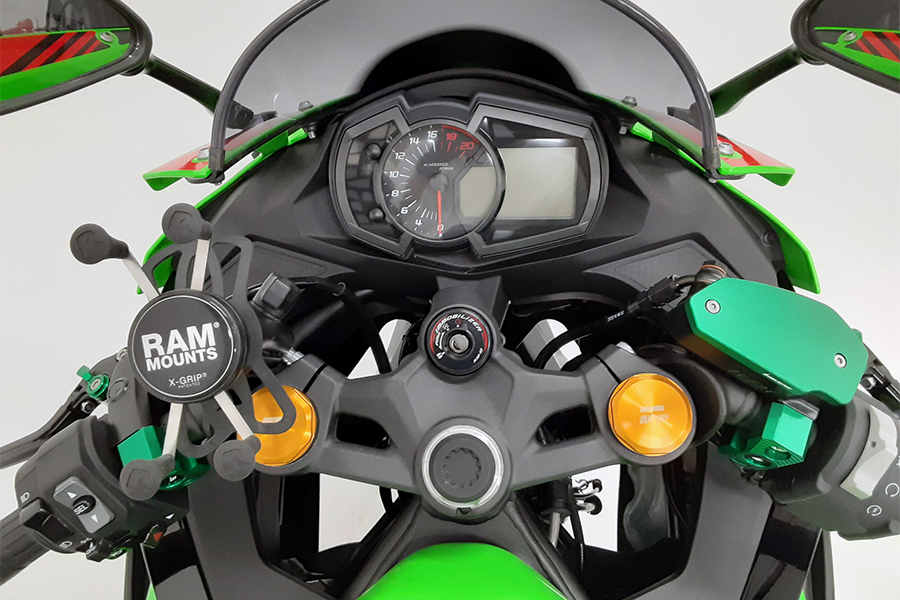 RAM MOUNTS】Ninja ZX-25Rへの装着確認が取れました！ | 株式会社