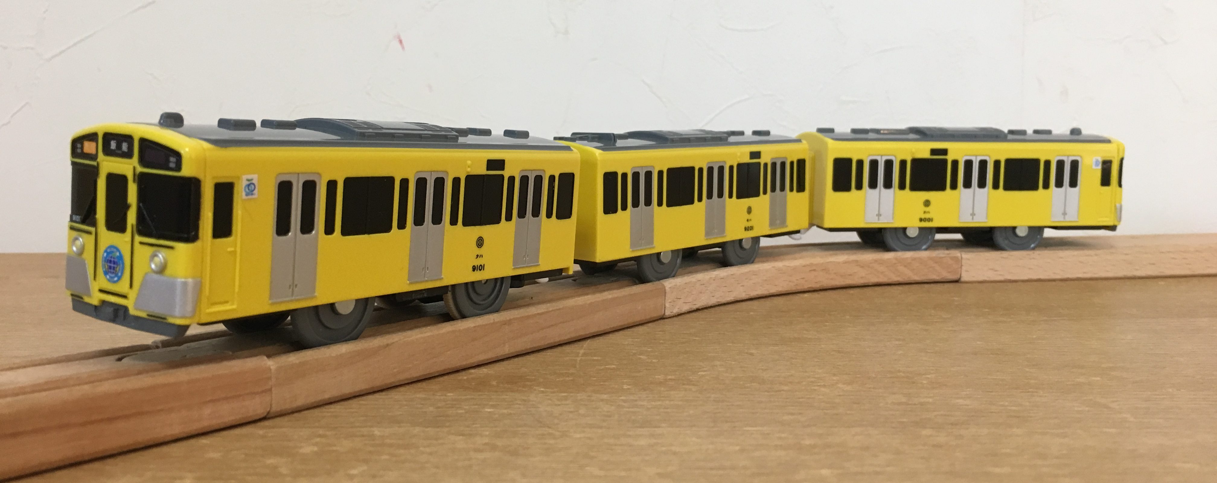 レビュー】プラレール 西武鉄道9000系 - プラテツ