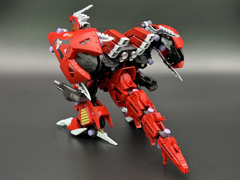 製作代行紹介「コトブキヤ 1/72 HMM ゾイド ジェノブレイカー レイヴン