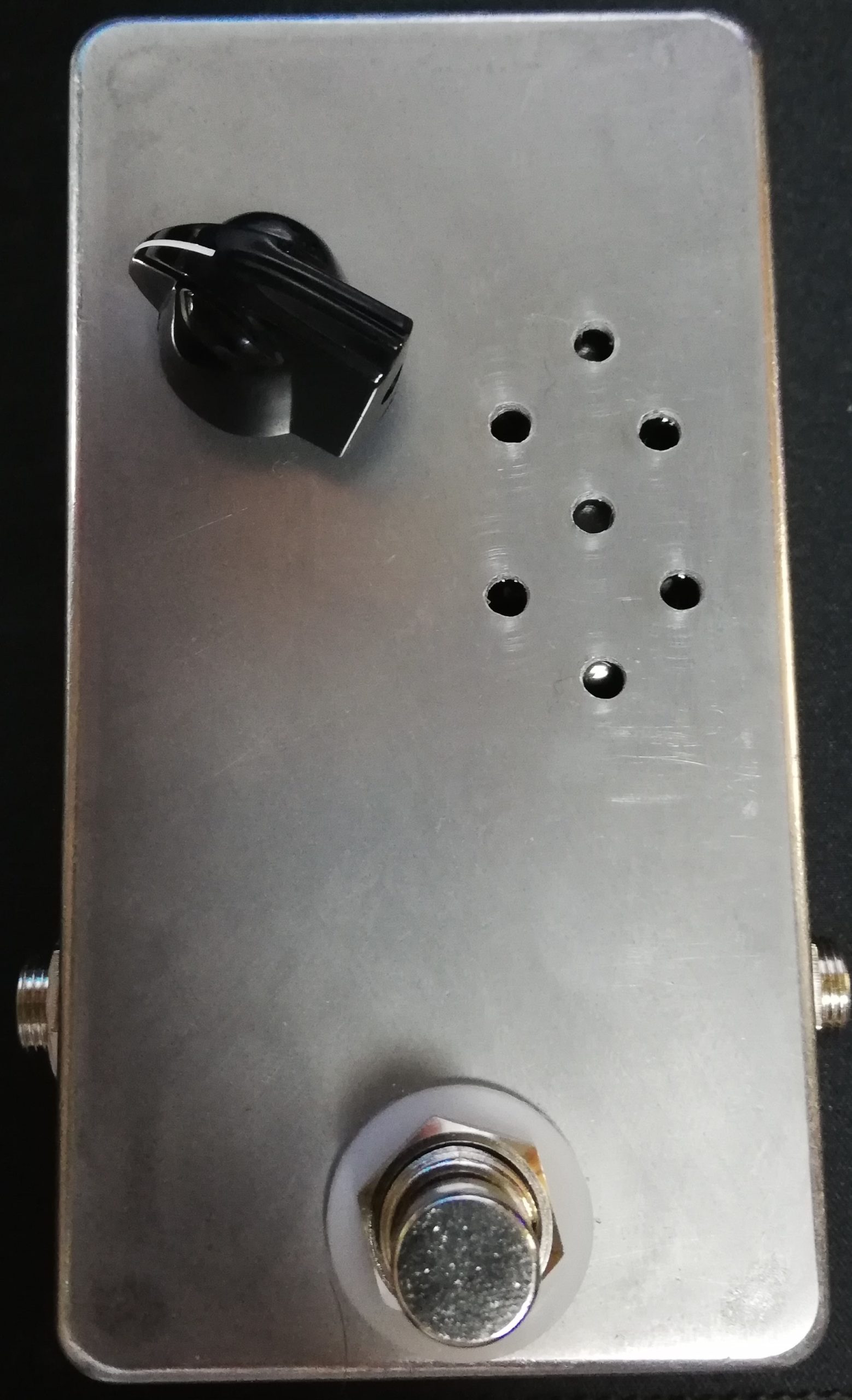 レビュー】メルカリ真空管ブースターはLCA12AU7BBの代わりになるか