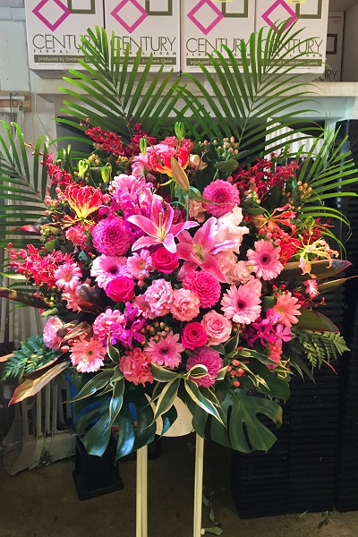 ピンクを基調に鮮やかで華やかなフラワースタンド [1段] | 15,000円