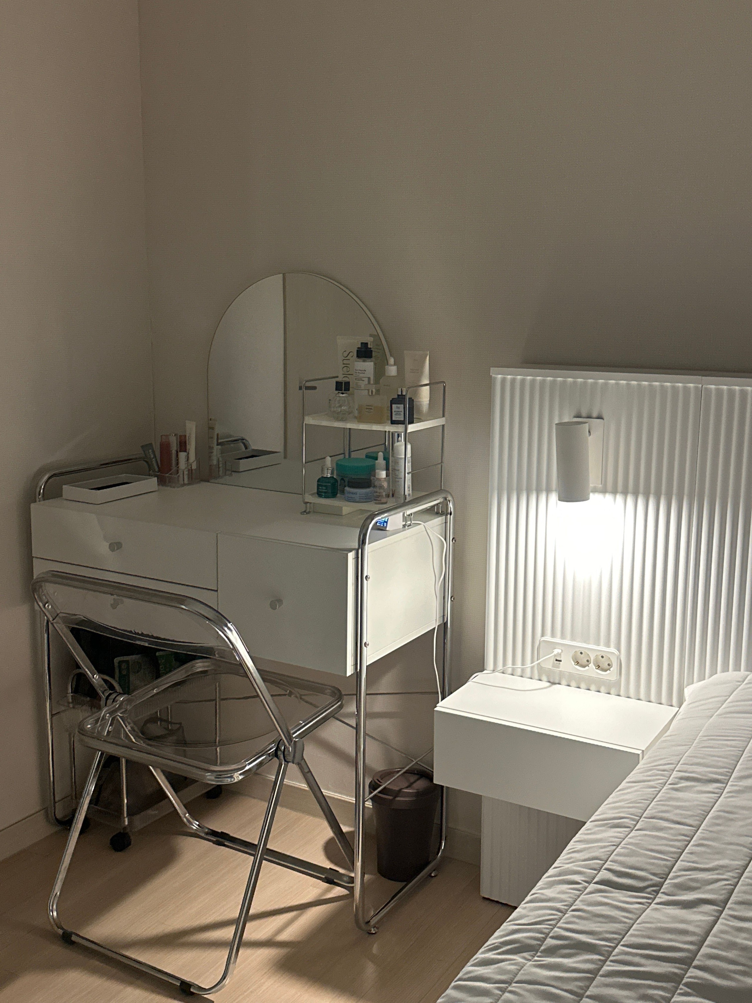 LIVING HIP SLEEK ミッドセンチュリーモダン ドレッサー［2種・2サイズ