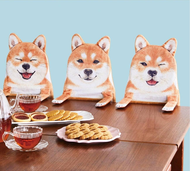 コーギーのおなかで眠る？ おしりで眠る？「コーギーのおなかぽよぽよ