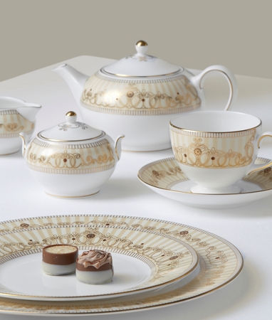 アレクサンドラ シャンパン」登場 | フィスカース ジャパン株式会社の