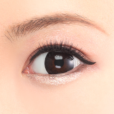 今どき女子の常識モテ顔パーツ“涙袋” 。スルッとひと描きメイクして