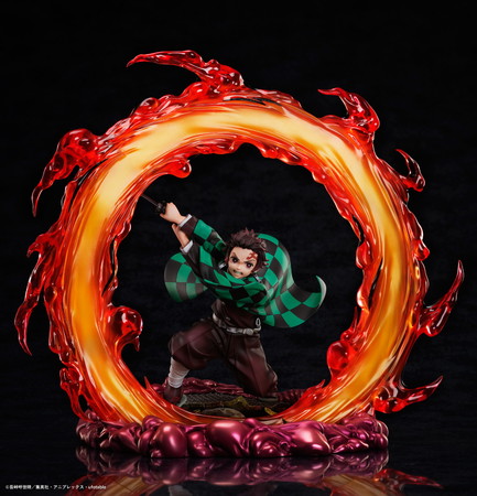 アニプレックス、「竈門炭治郎 ヒノカミ神楽・碧羅の天」1/8スケール