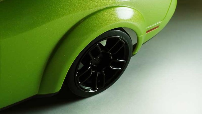 京商】「ダッジチャレンジャーSRTヘルキャットレッドアイ」のミニッツ