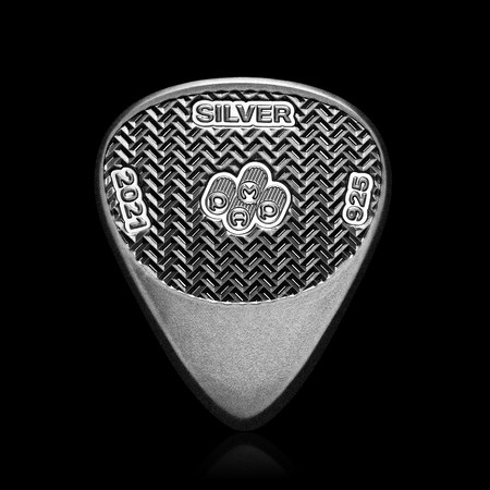 フェンダー創業75周年記念「PAMP×FENDER」『スターリング・シルバー