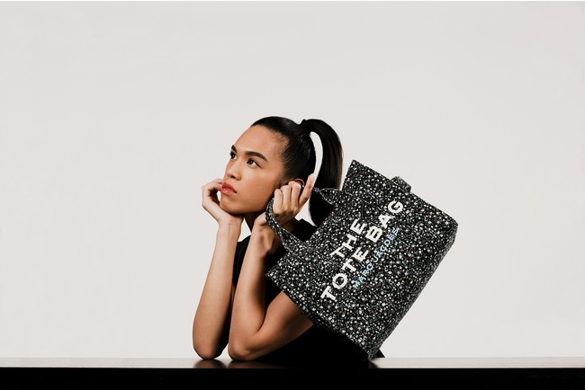 マーク ジェイコブスから、フローラルプリントが愛らしい「THE DITSY