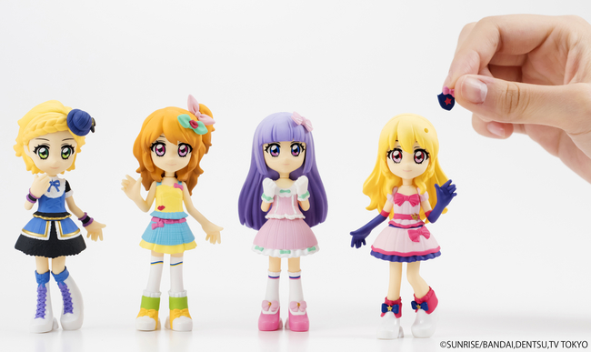 アイカツ!初の着せ替えドール登場！ | 株式会社 メガハウスのプレス