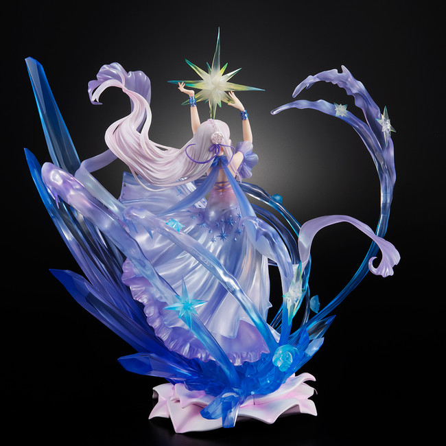 会員登録でリゼロ「エミリア・レム -Crystal Dress Ver」のフィギュア