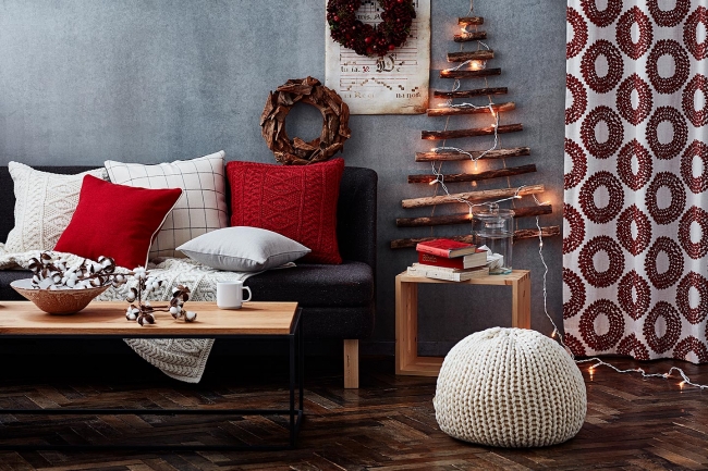 イデー】人気のアイテムに、ホリデーシーズンにぴったりの限定カバーが