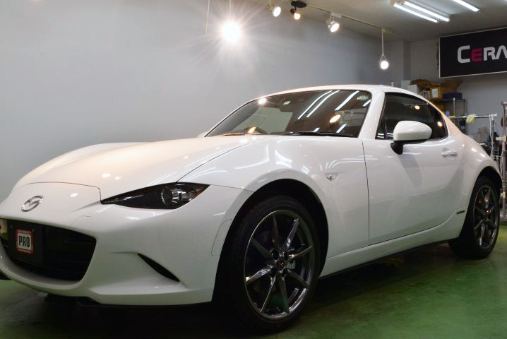 2020/10 マツダ・ロードスターRF 100周年特別記念車（スノーフレイク