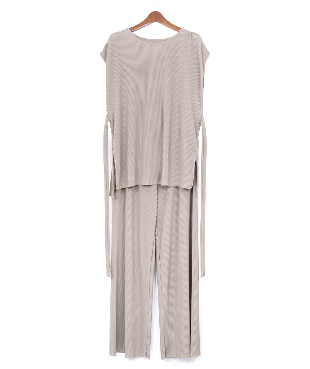 クリスタルプリーツセットアップ(ワンピース) | Alphabet's alphabet