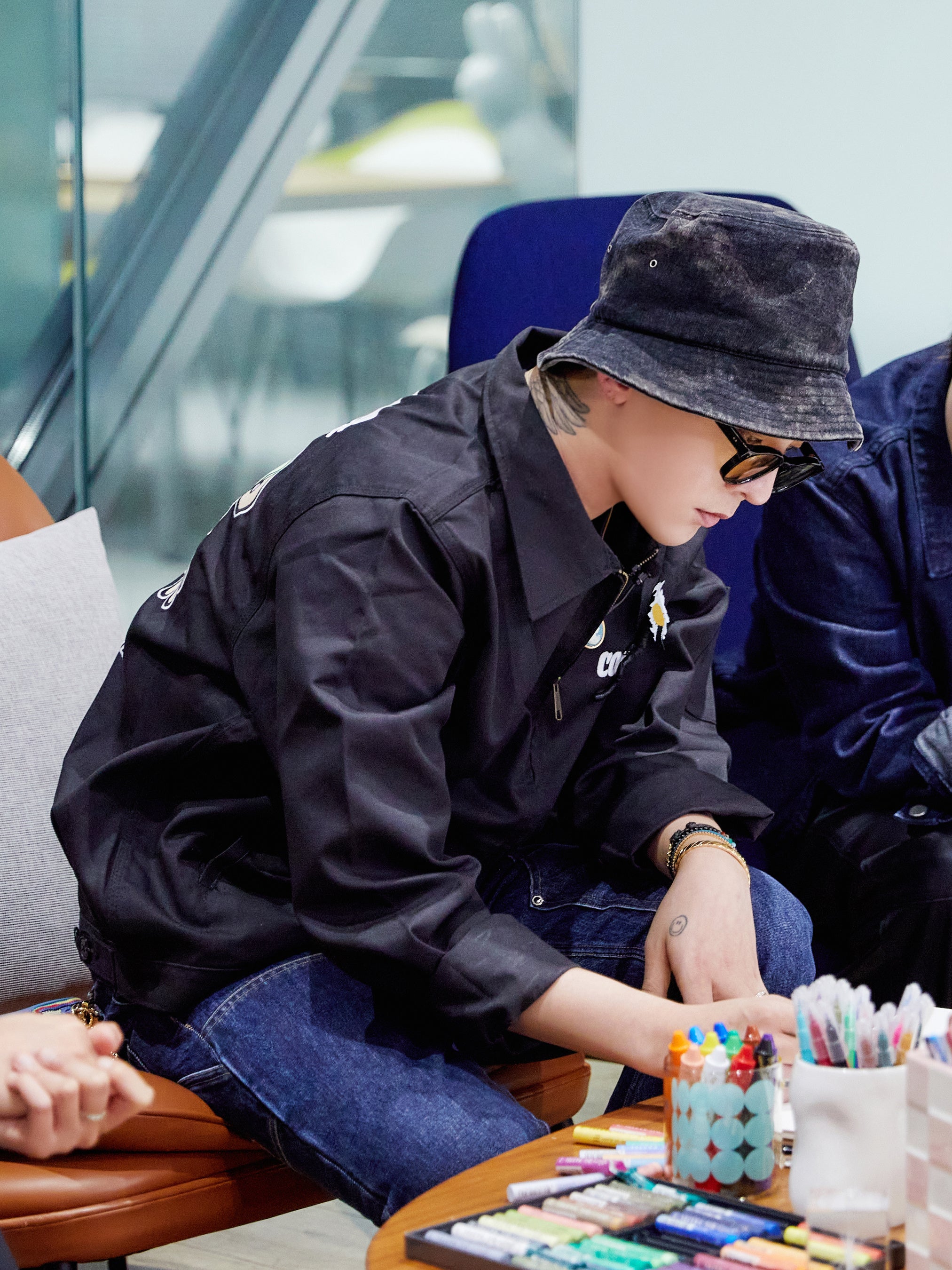 IPX(LINE FRIENDS)とG-DRAGONが一緒に作った新キャラクター