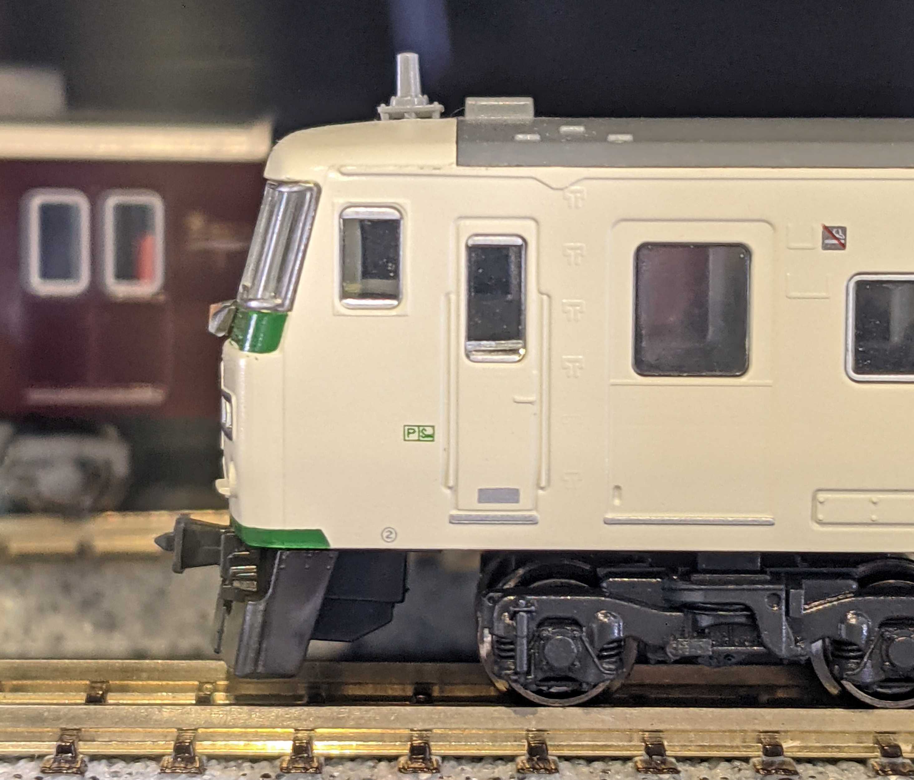 🔵kato 10-443 185系 0番台 A2編成 [踊り子] 入線整備 その① - 竹ノ塚