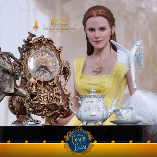 約3万円 『美女と野獣』ベルに扮したエマ・ワトソンがフィギュア化