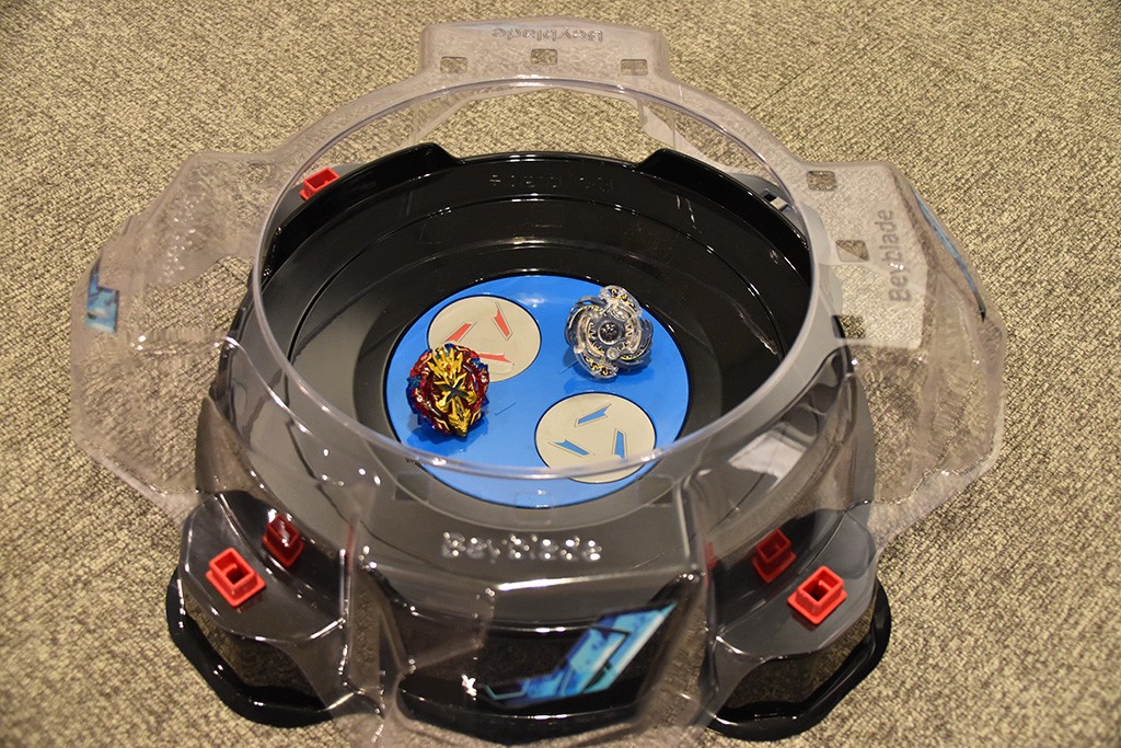 ベイブレード バーストの「デュアルサイクロンスタジアム」がヤバイ