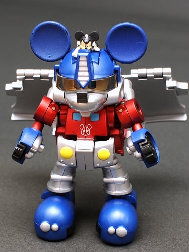 ミッキーがトランスフォーム？『トランスフォーマー ディズニー