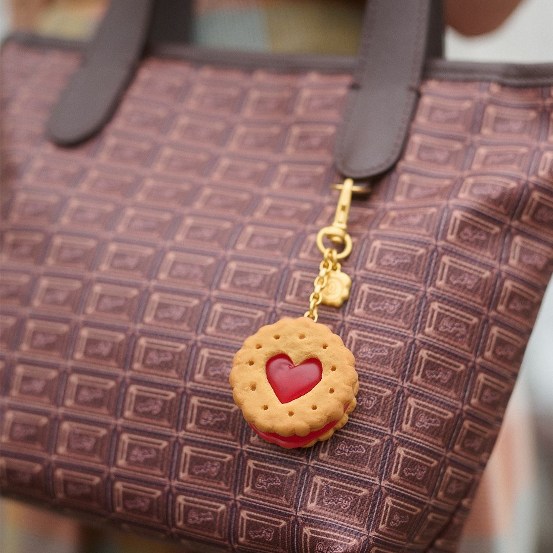 ストロベリージャム プレーンクッキー バッグチャーム | Q-pot. ONLINE
