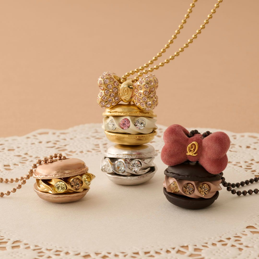 エラベルクリーミーマカロン チャーム(チョコレート) | Q-pot. ONLINE SHOP