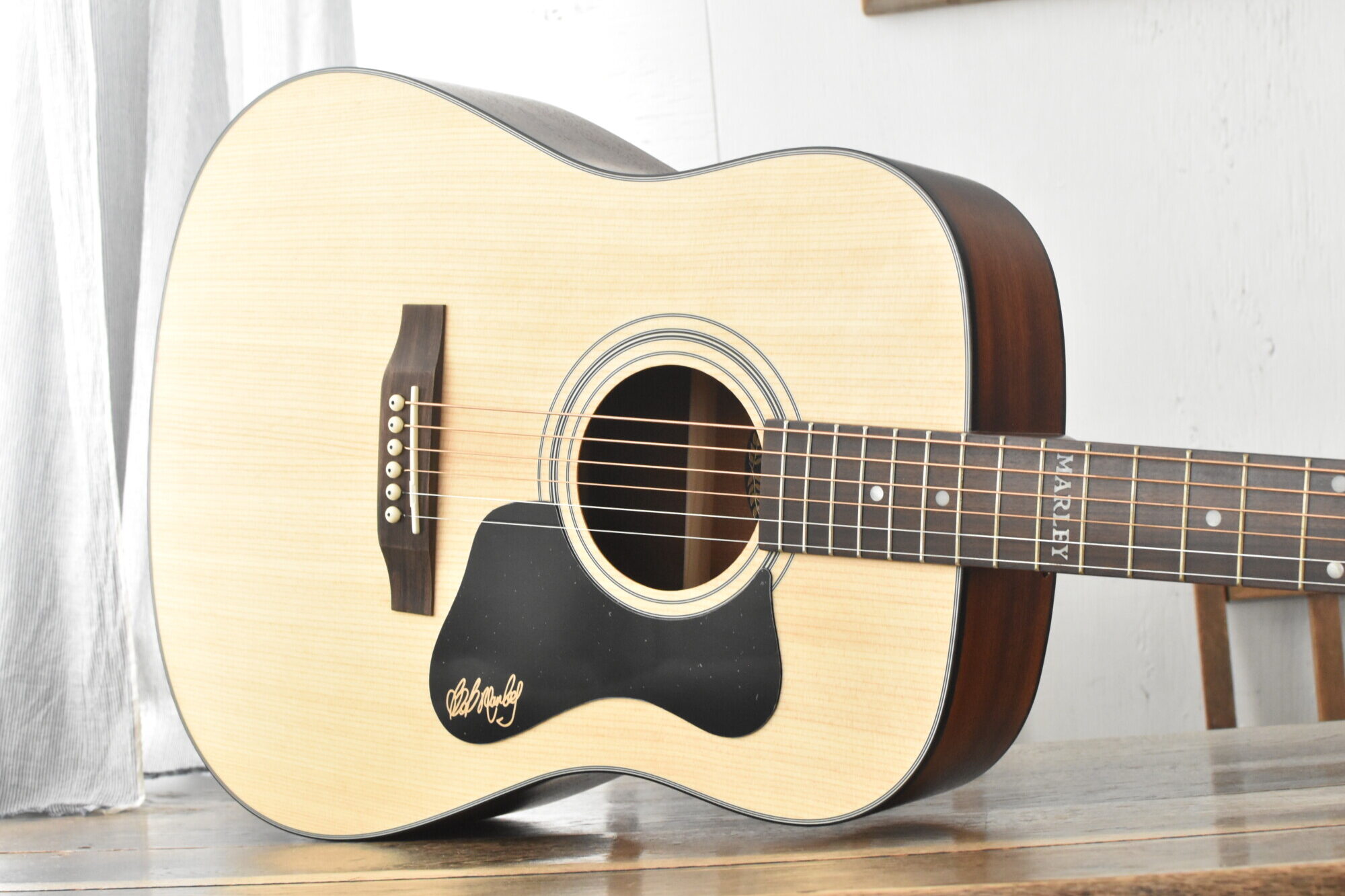 Guild A-20 Bob Marley | Quiet Village