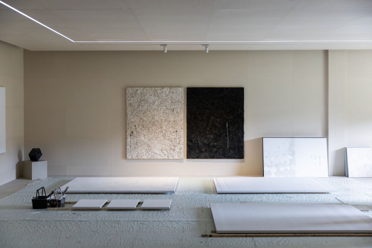 紙漉き職人・アーティスト、ハタノワタル——リアリティを貫く姿勢から