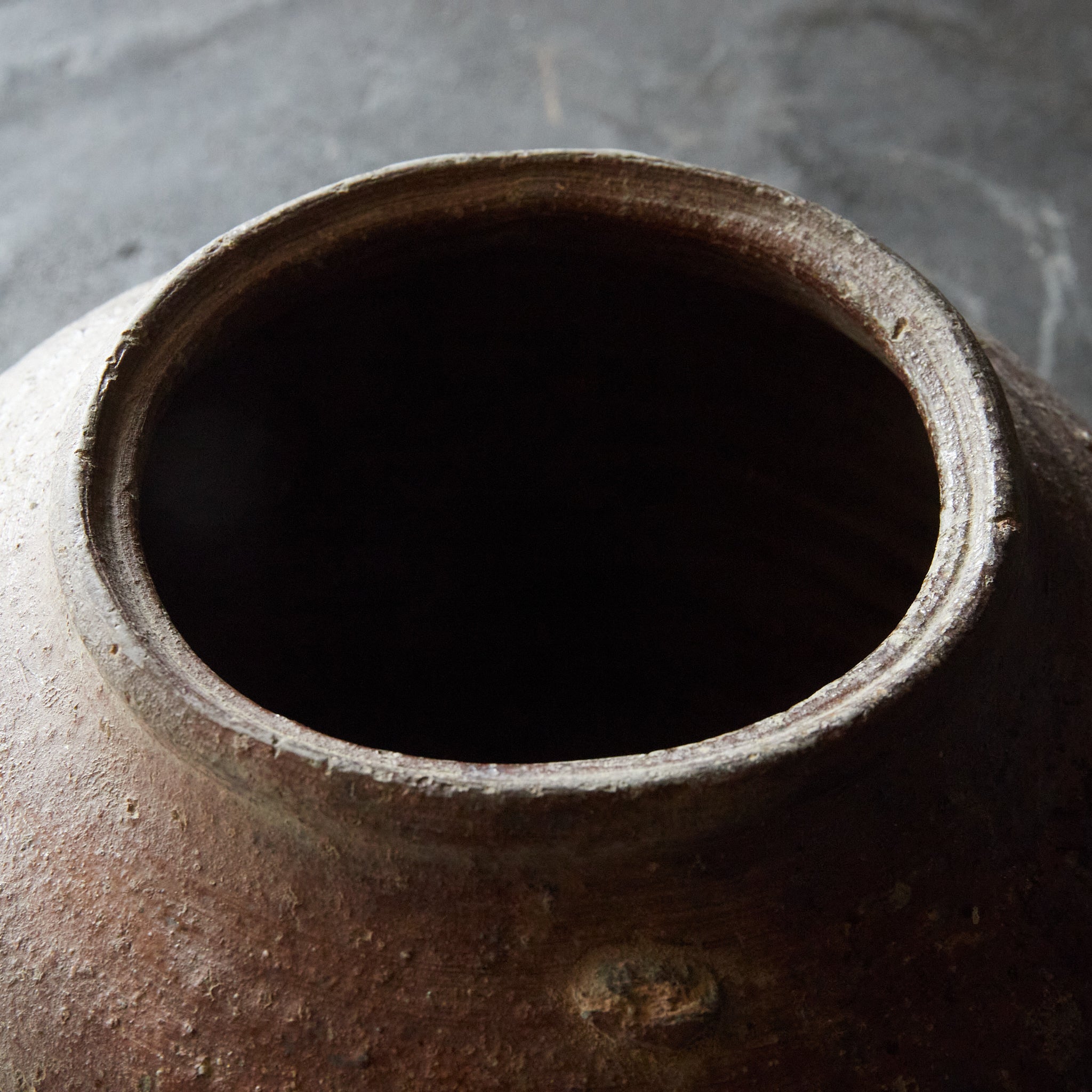 室町時代 古備前 壺（1336–1573 CE） | 入蘆花（ロカニイル）