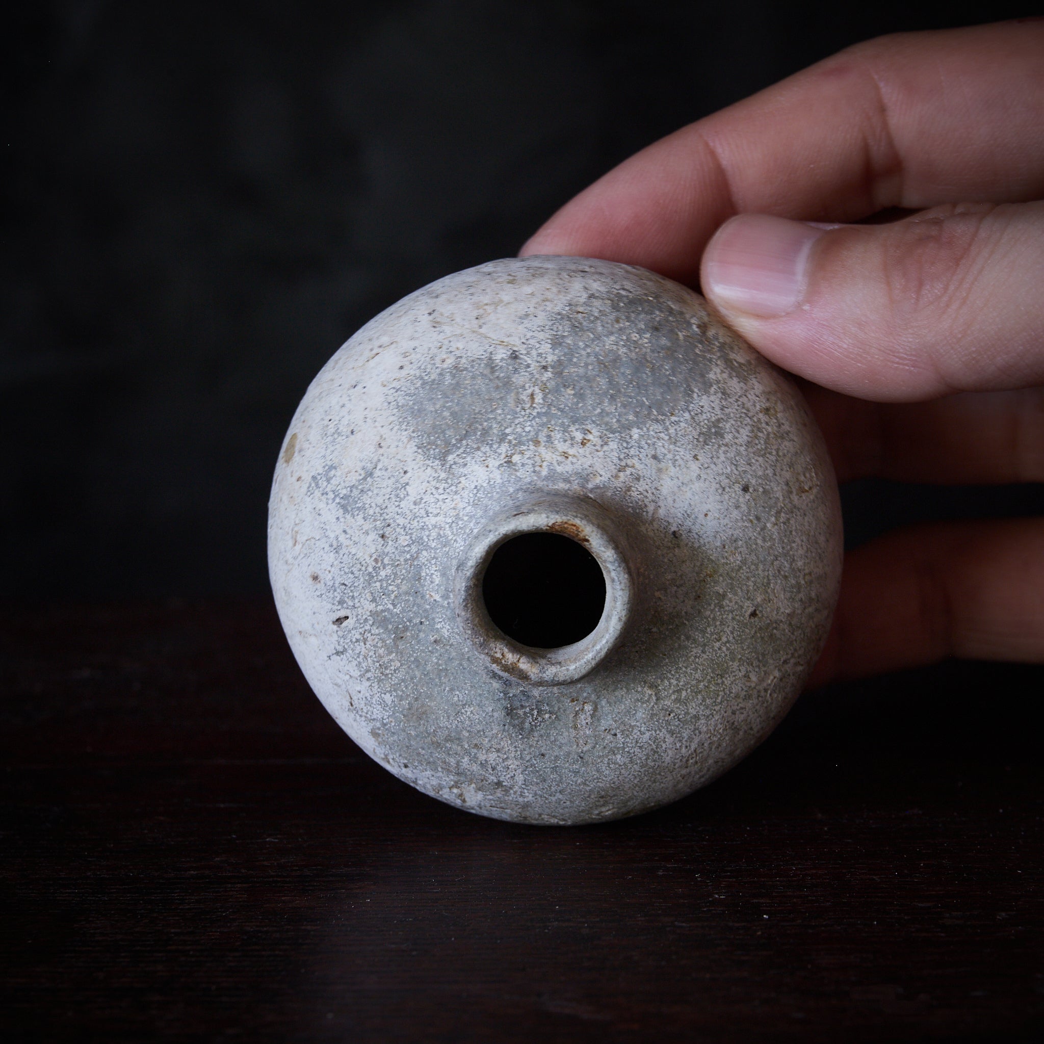 宋胡録（スンコロク） 小壺（中世：12–16世紀） | 入蘆花（ロカニイル）