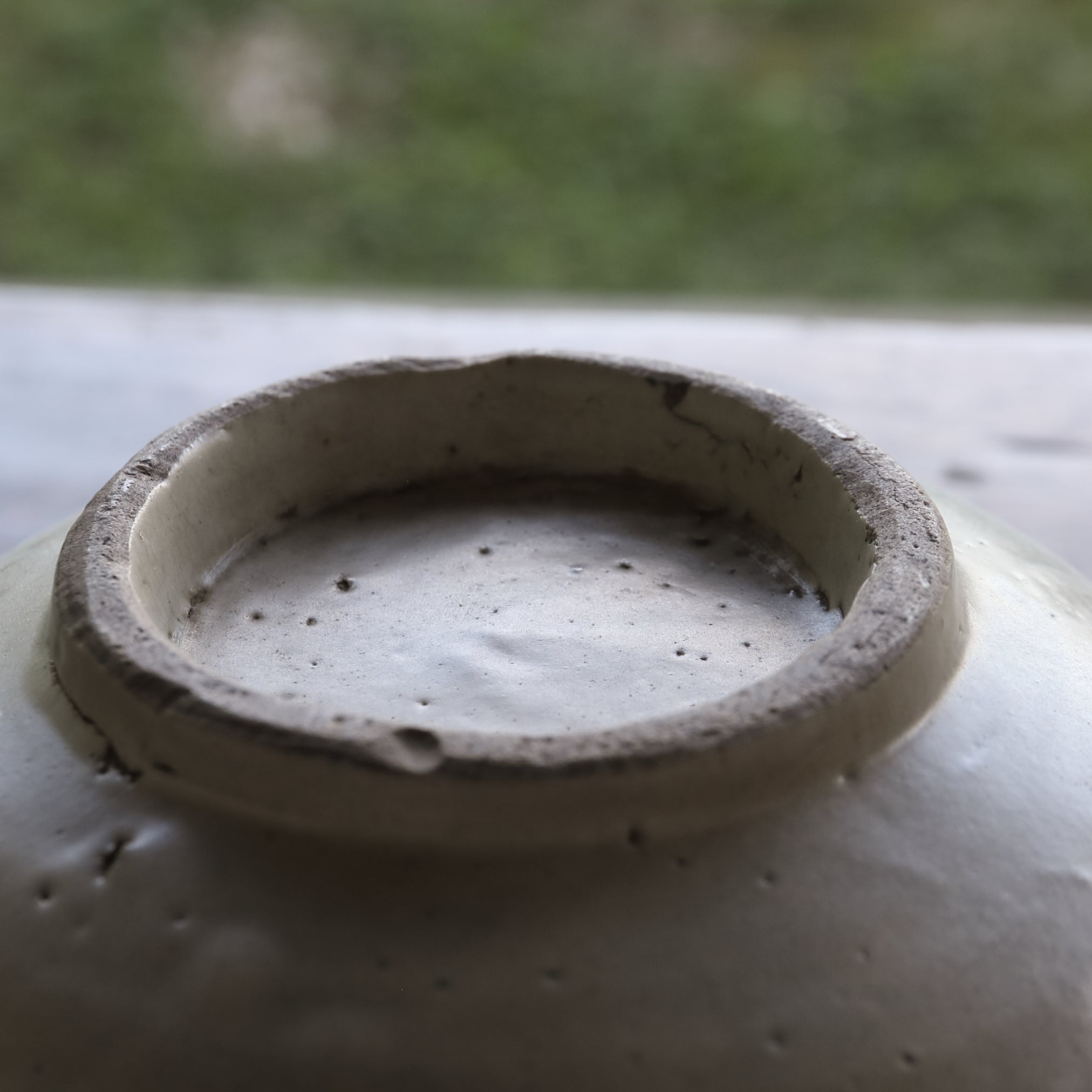 李朝 白磁大碗（1392–1897 CE） | 入蘆花（ロカニイル）