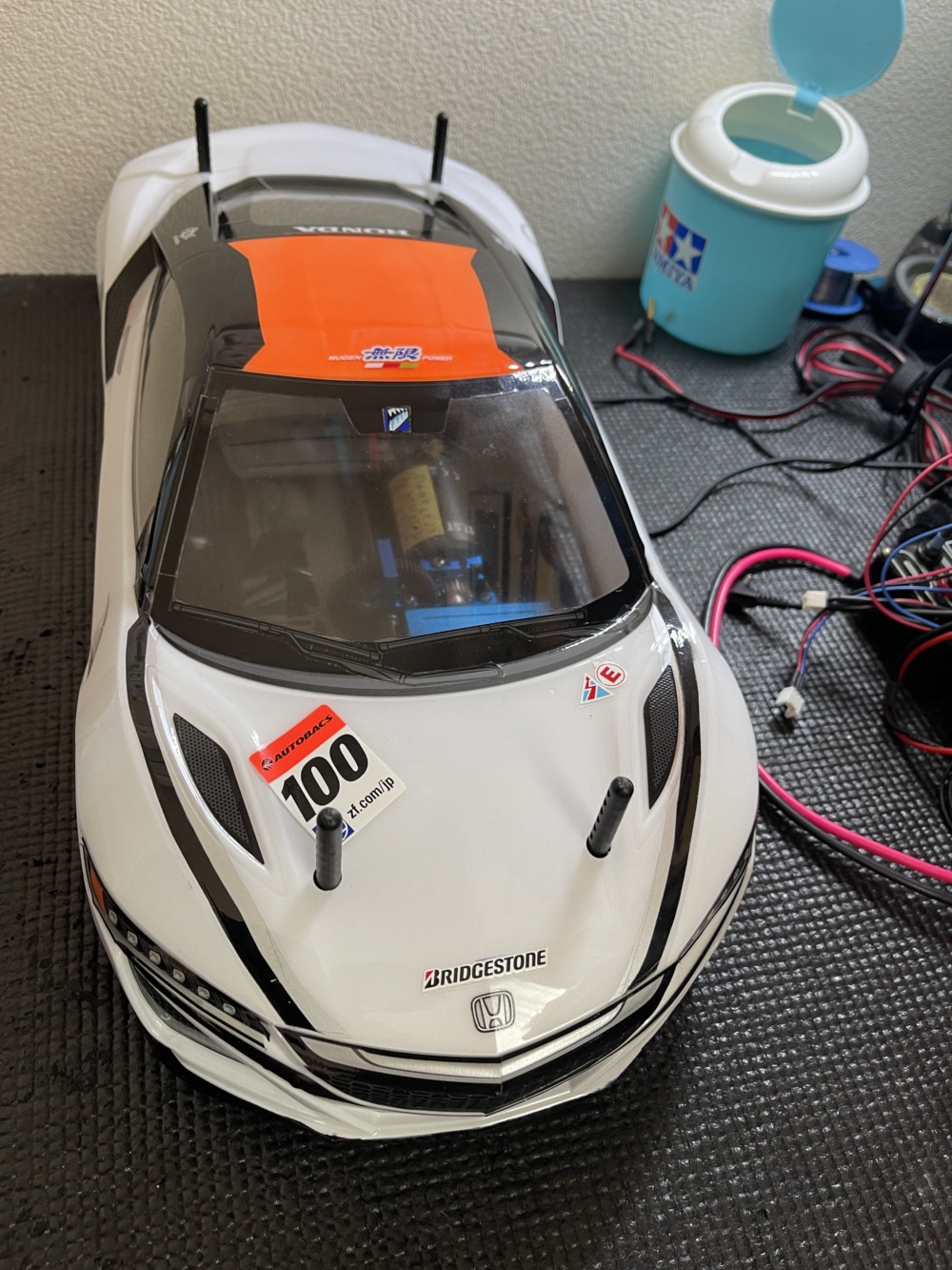 タミヤ SP.1586 1/10RC NSX スペアボディセット (ITEM 51586)を塗り