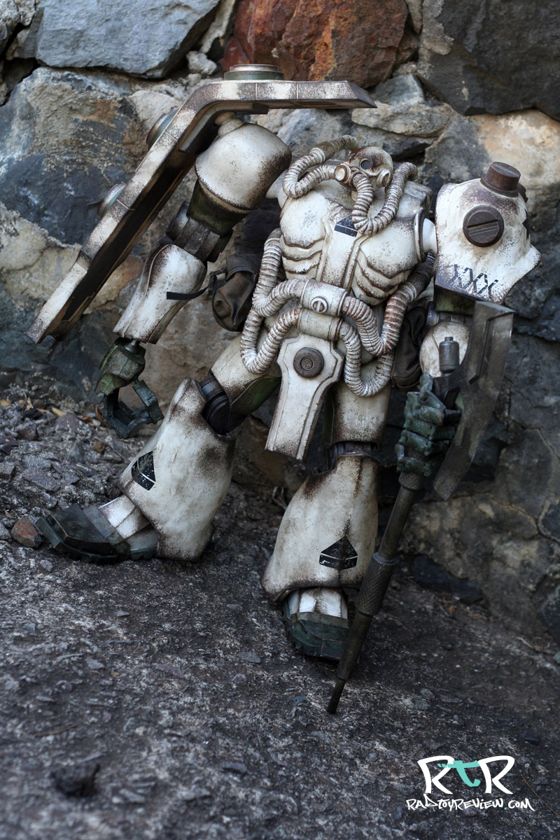 Review* 3A's ZAKU Gundam Inspiration Model | Rad Toy Review